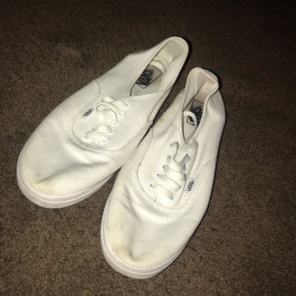 vans shoes white size